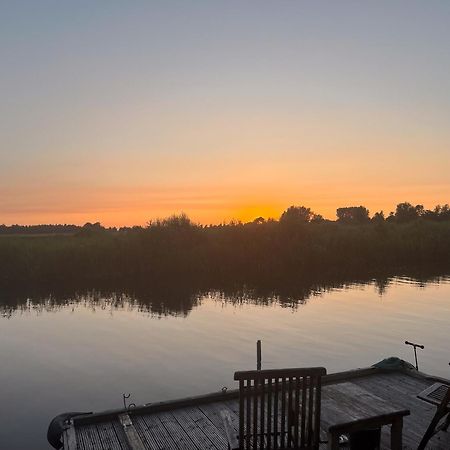 Luxe En Ruim Chalet Met Airco Bij Leekstermeer Matsloot Екстер'єр фото
