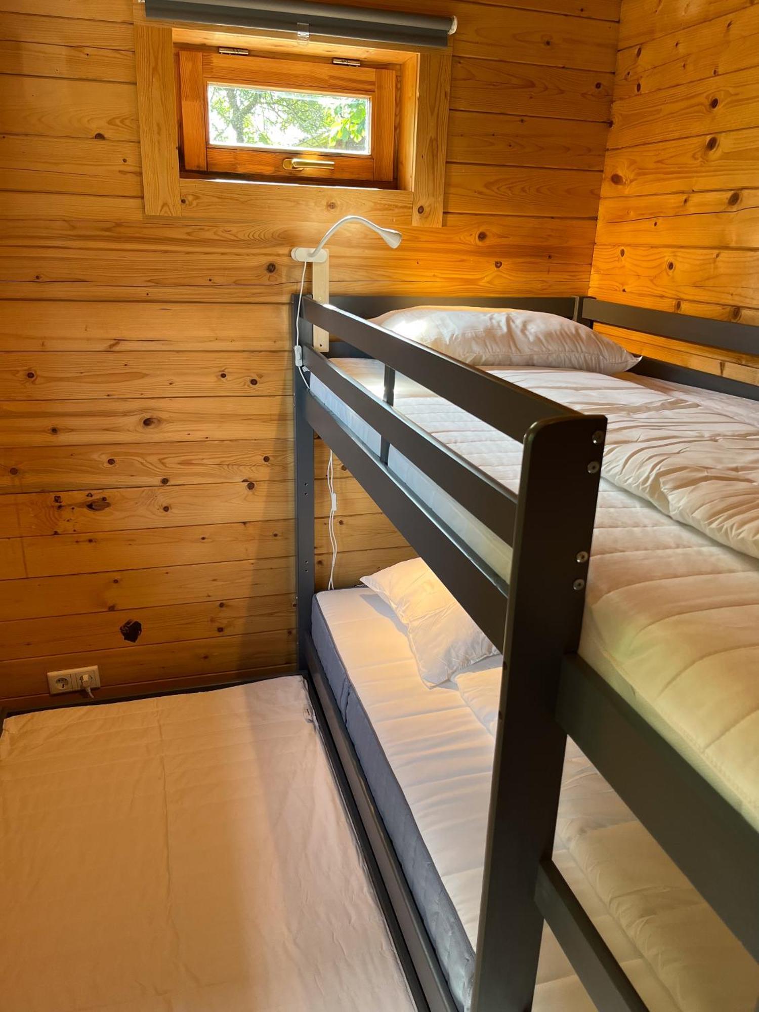 Luxe En Ruim Chalet Met Airco Bij Leekstermeer Matsloot Екстер'єр фото
