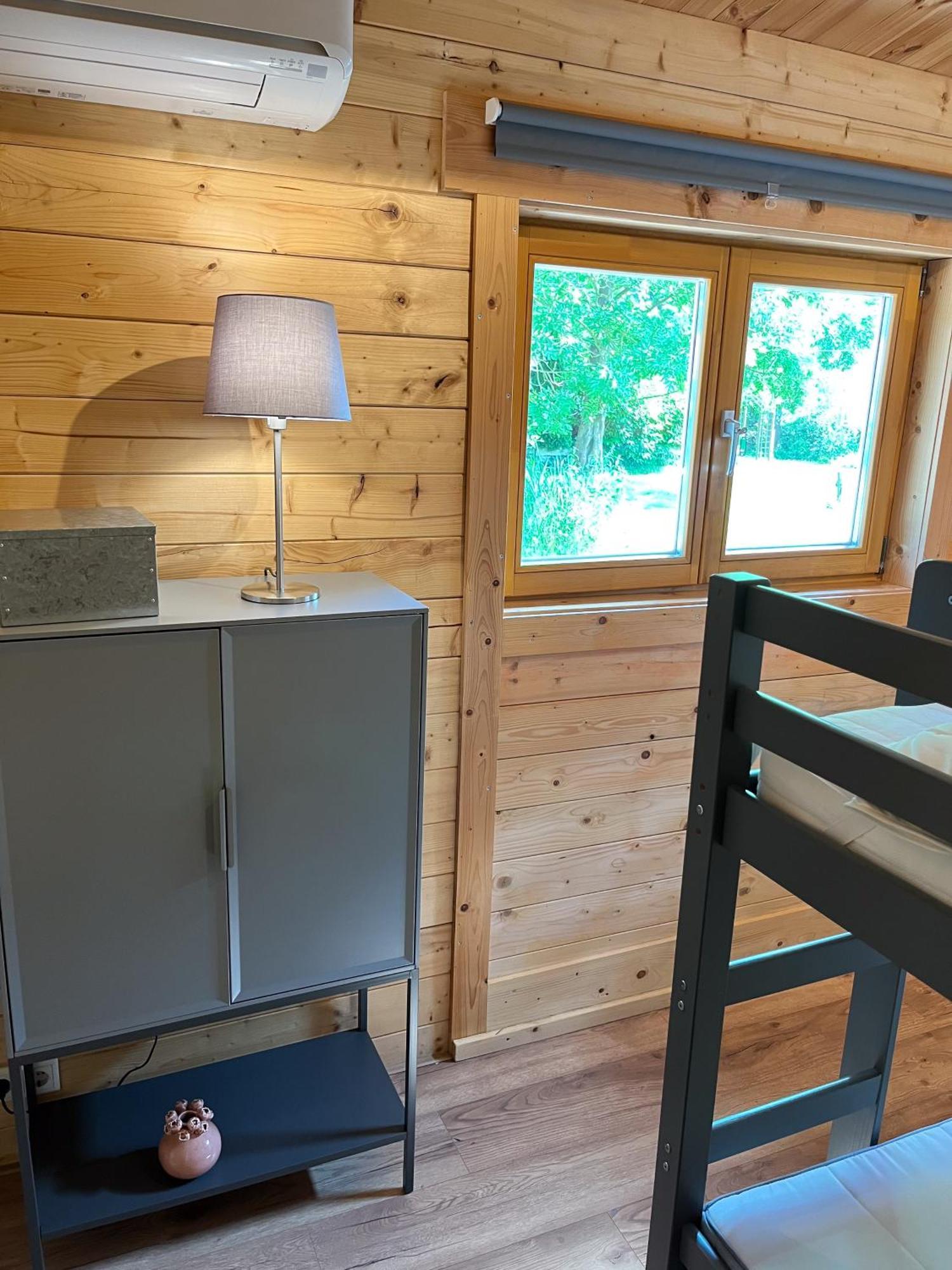 Luxe En Ruim Chalet Met Airco Bij Leekstermeer Matsloot Екстер'єр фото