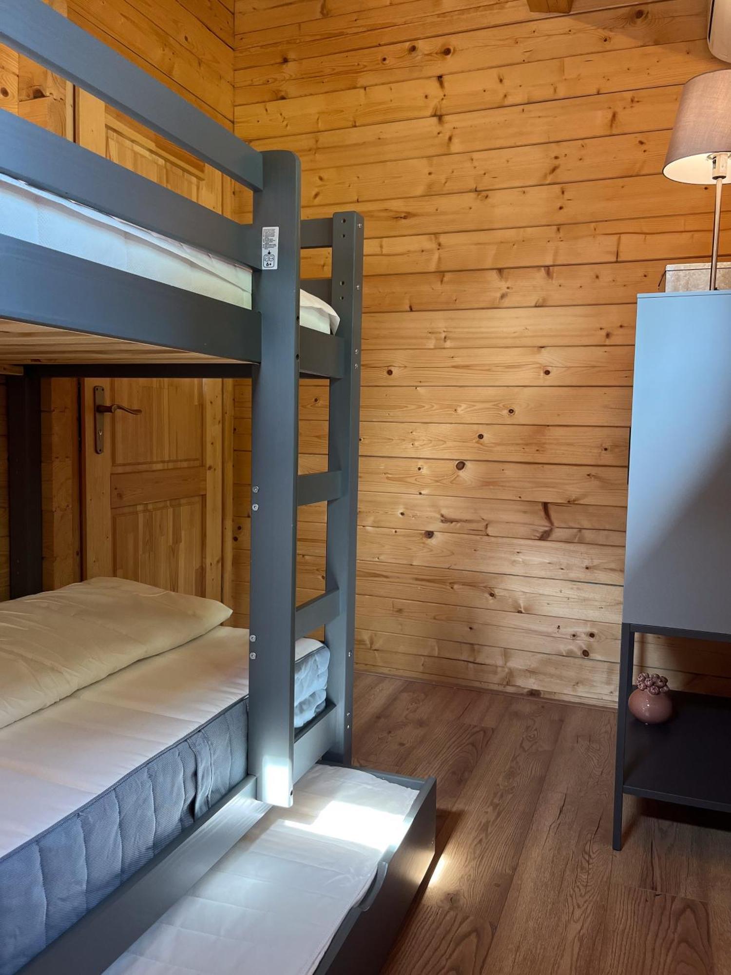 Luxe En Ruim Chalet Met Airco Bij Leekstermeer Matsloot Екстер'єр фото